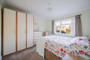 Guest bedroom- click for photo gallery
